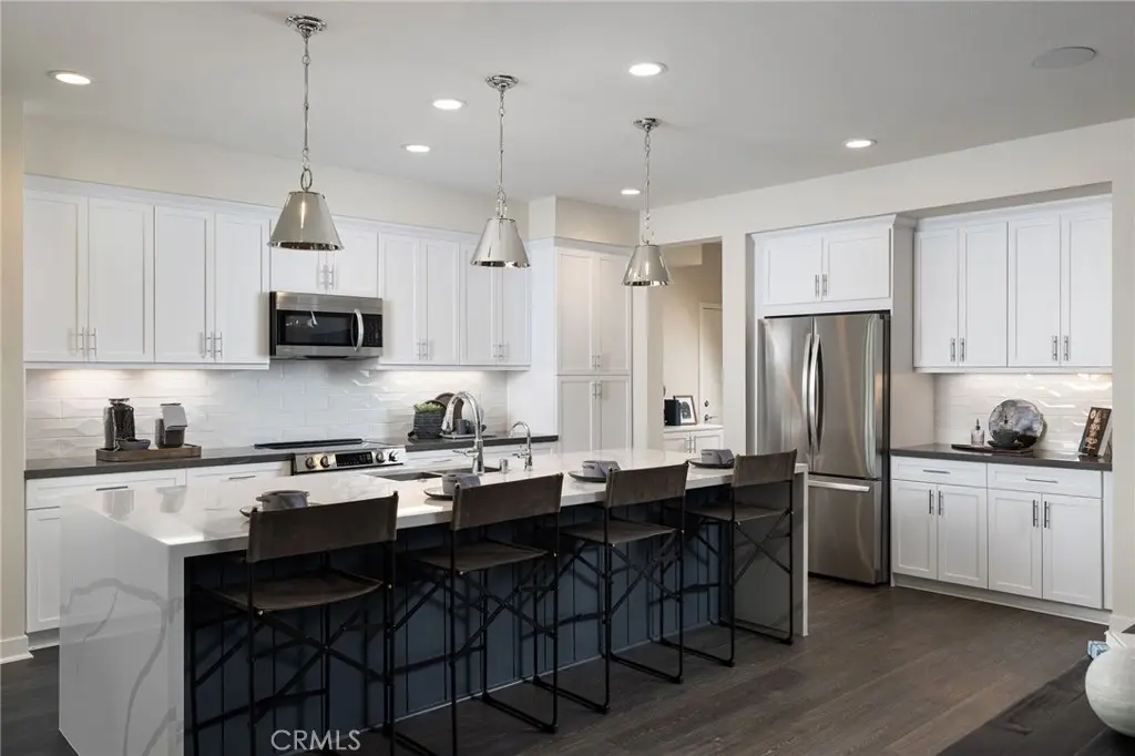 39301 Saddle Drive, Palmdale, CA — listing photo 1