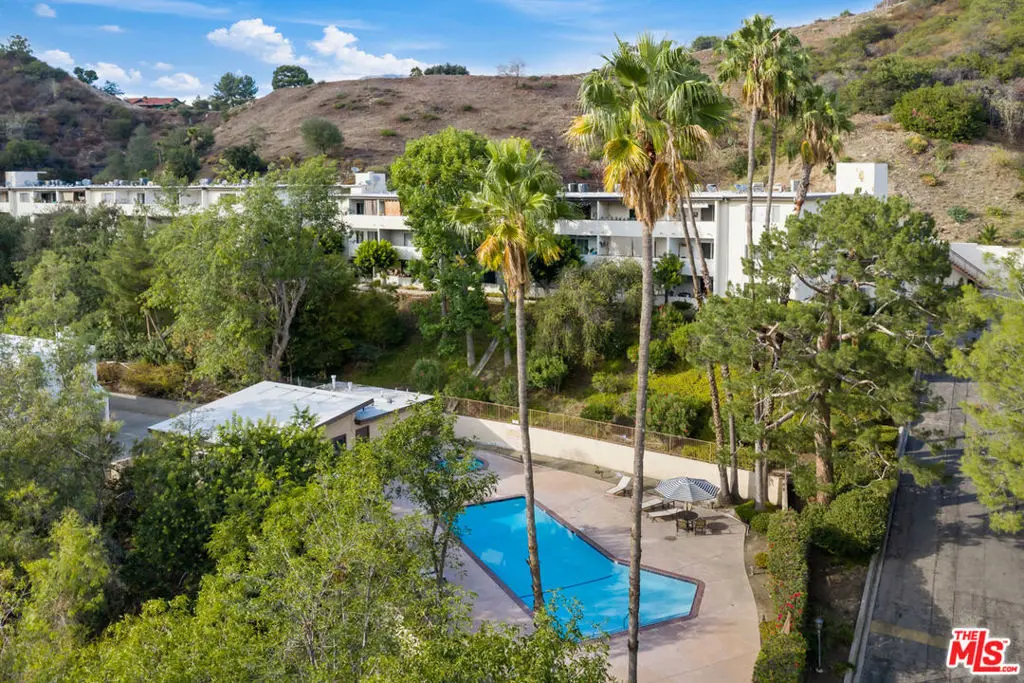 1935 Alpha Road 323, Glendale, CA — listing photo 1