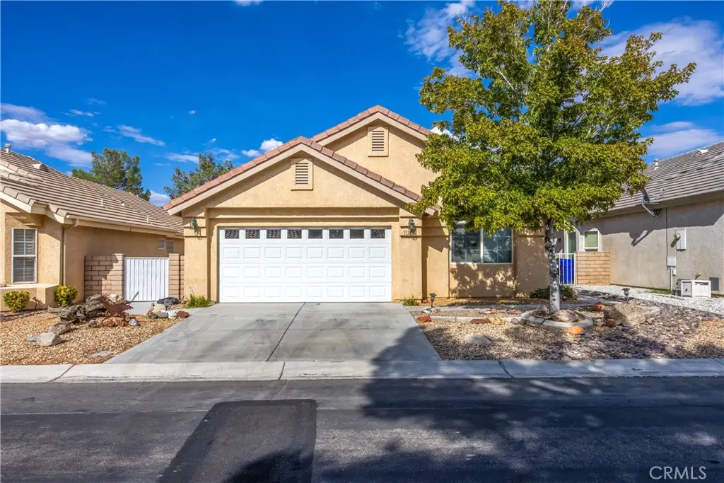 11363 Country Club, Apple Valley, CA — listing photo 1
