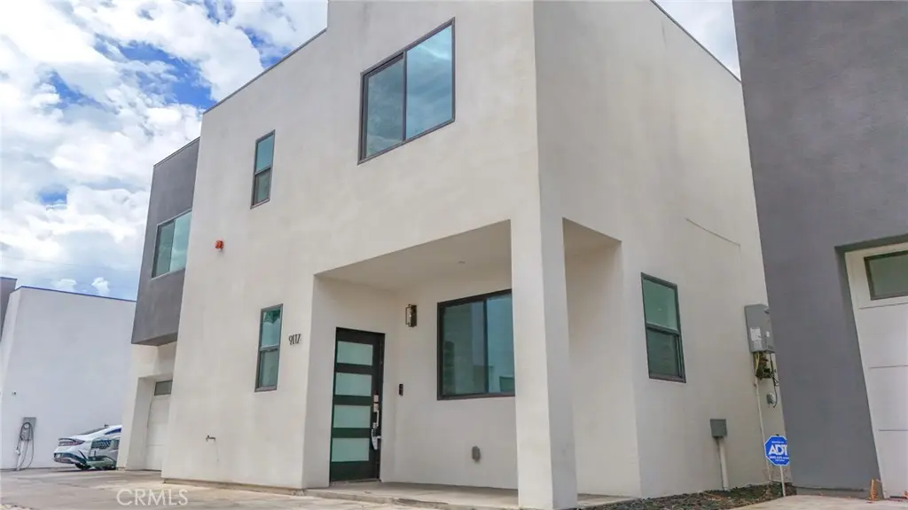 9117 N Nilo Lane, Panorama City, CA — listing photo 1