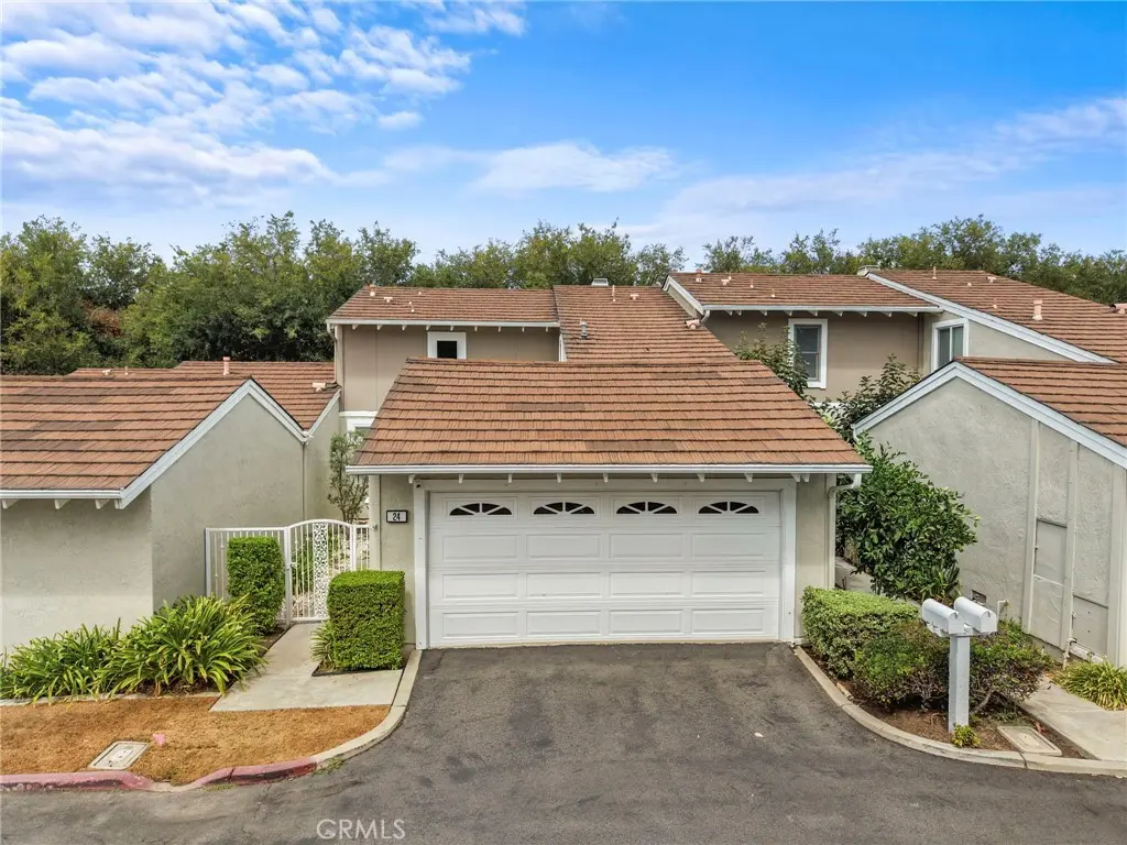 24 Sunfish, Irvine, CA — listing photo 1