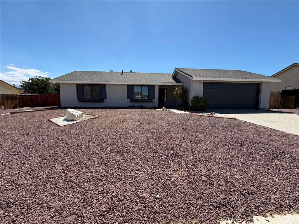 13561 Glacier, Hesperia, CA — listing photo 1