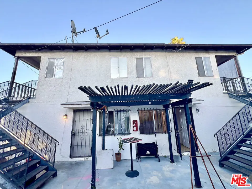 Apartment for rent at 7014 S Western Avenue 2, Los Angeles, CA featuring 1 bed and 1 bath