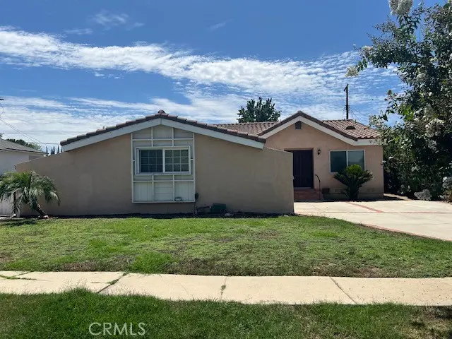 17226 Elkwood, Lake Balboa, CA — listing photo 1