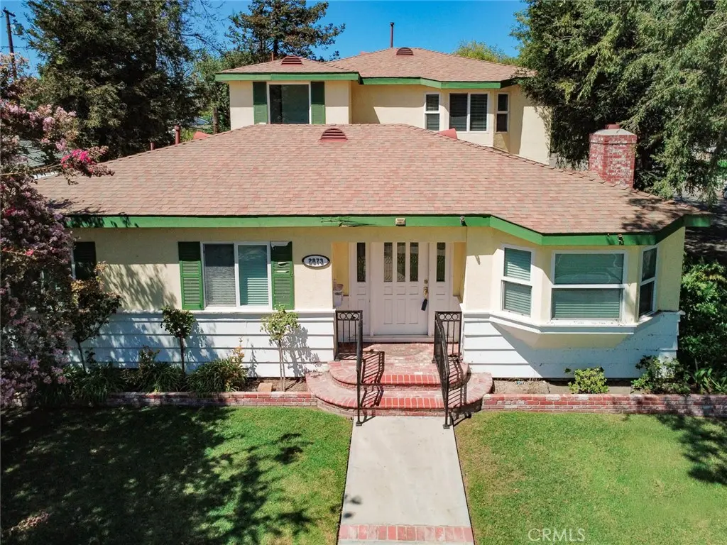 Single Family Residence for sale at 2873 San Vicente Ave, Long Beach, CA featuring 4 beds and 3 baths