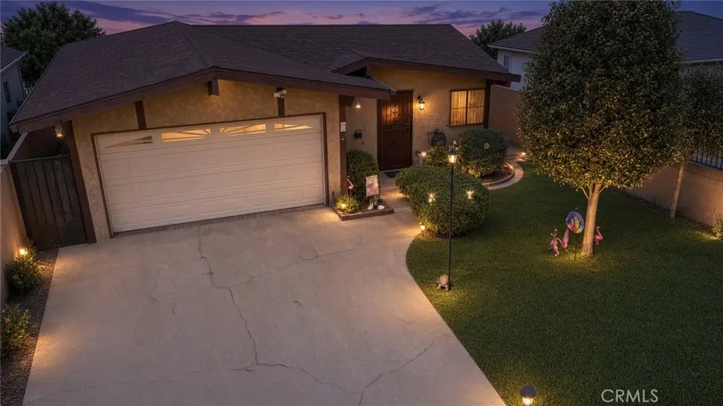 21007 Violeta, Lakewood, CA — listing photo 1