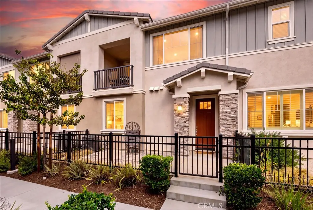 Condominium for sale at 16570 Wyndham Lane #10, Fontana, CA featuring 2 beds and 3 baths