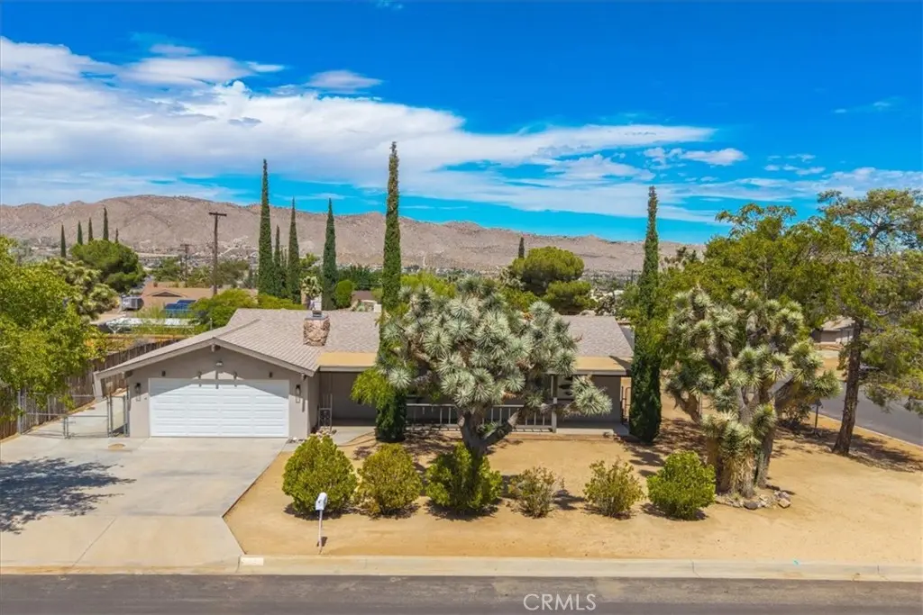 56388 Tamarisk Avenue, Yucca Valley, CA — listing photo 1