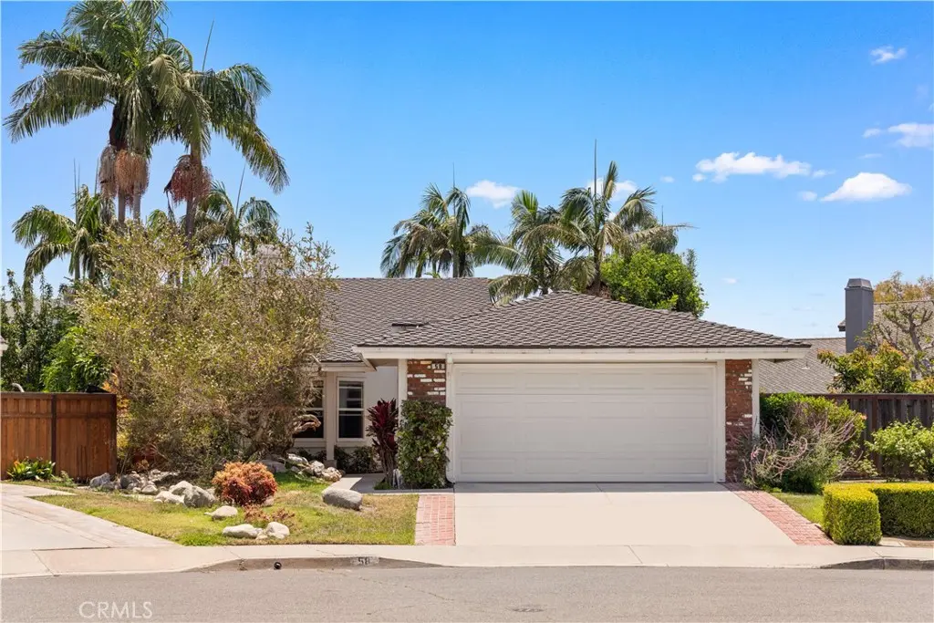 Single Family Residence for rent at 58 Fulton, Irvine, CA featuring 3 beds and 2 baths