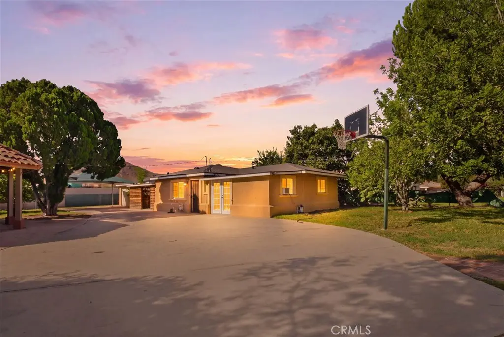 17651 Santa Ana, Bloomington, CA — listing photo 1