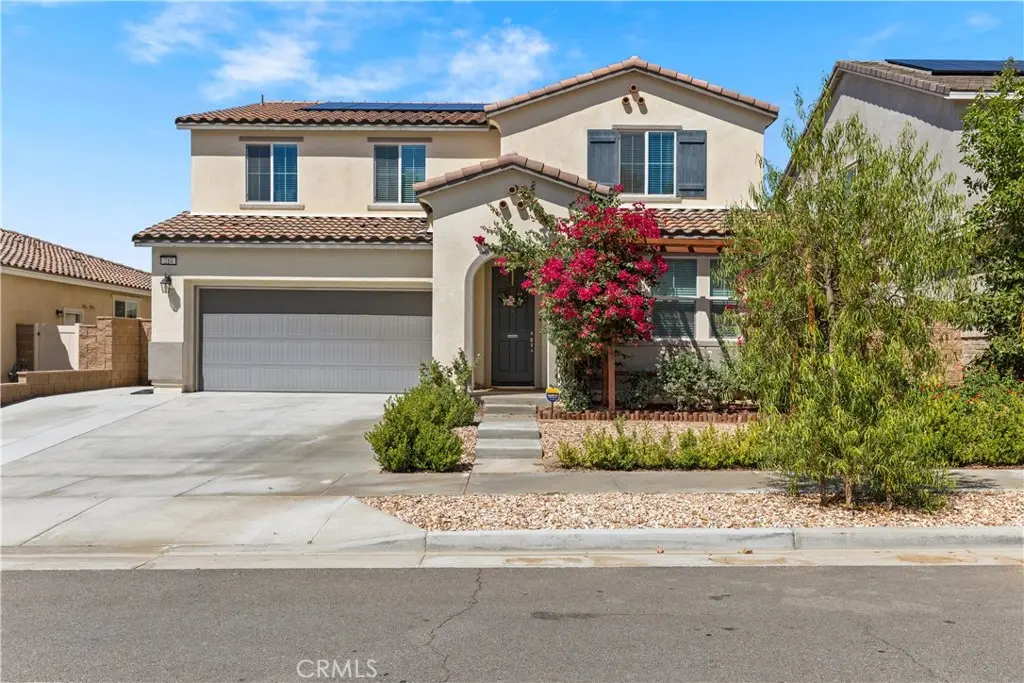 214 Knotgrass Street, Hemet, CA — listing photo 1