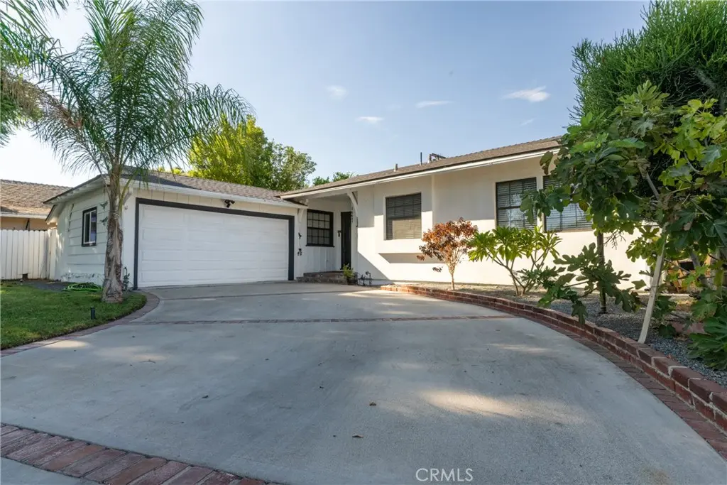 16607 Bahama, North Hills, CA — listing photo 1