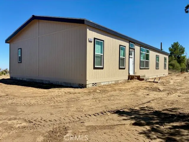 2022 Smoketree Road, Pinon Hills, CA — listing photo 1