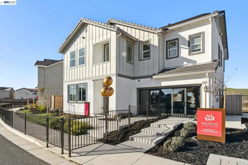 Single Family Residence for sale at 2412 Golden Way, Fairfield, CA featuring 4 beds and 3 baths