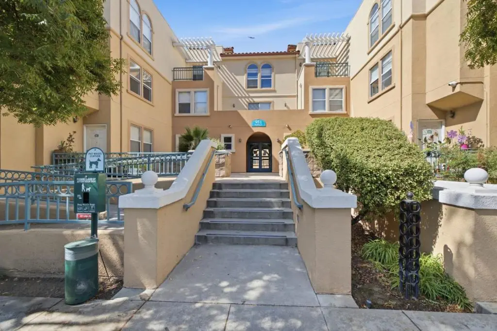 951 S 12th Street 302, San Jose, CA — listing photo 1