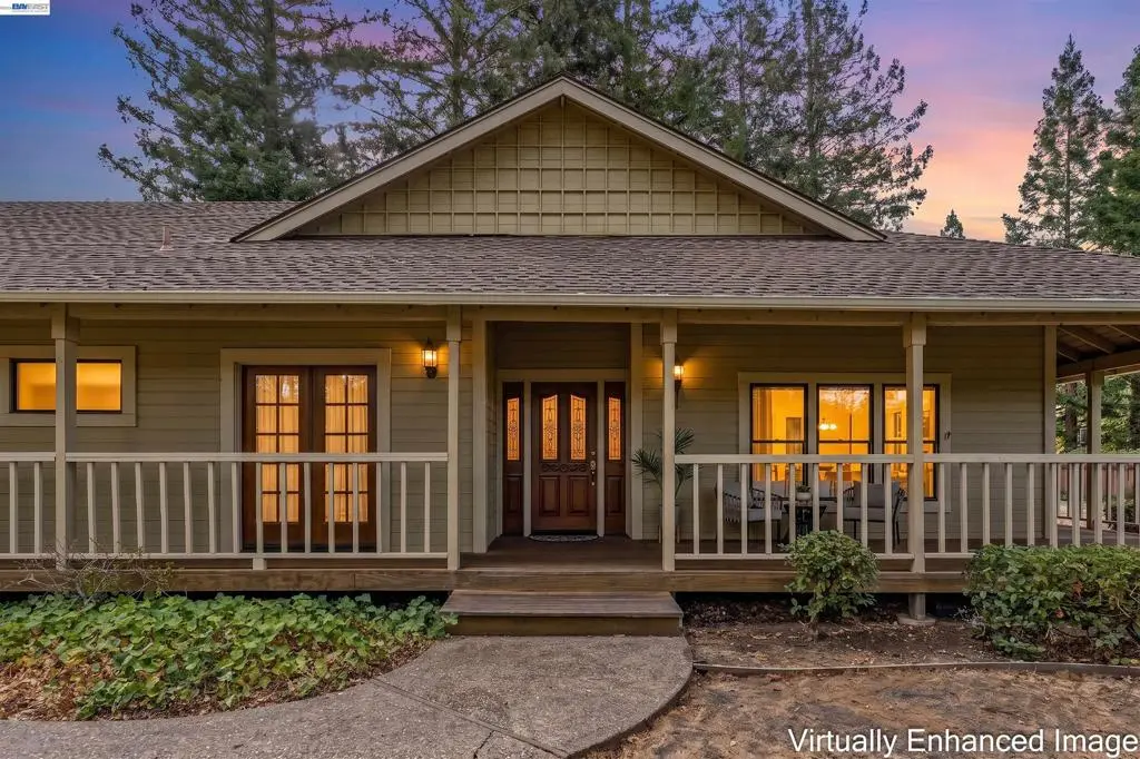 Single Family Residence for sale at 2280 Blackhawk Rd, Danville, CA featuring 3 beds and 3 baths