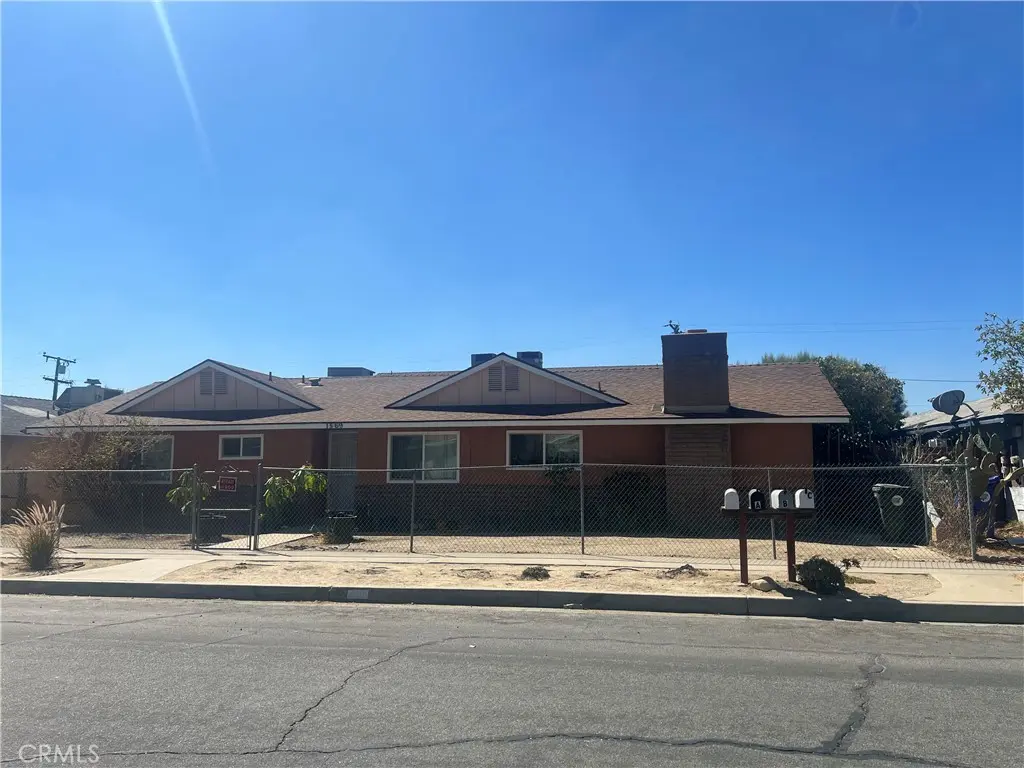 1569 W Ramona, Rialto, CA — listing photo 1
