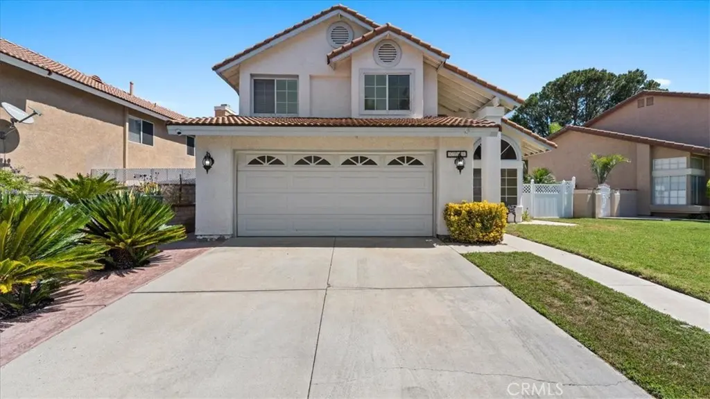 Single Family Residence for sale at 1741 Mojave View, Corona, CA featuring 3 beds and 3 baths