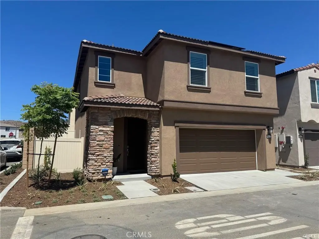 Single Family Residence for rent at 36647 Desert Tortoise, Murrieta, CA featuring 4 beds and 3 baths