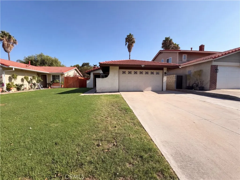 1873 Topeka, Colton, CA — listing photo 1