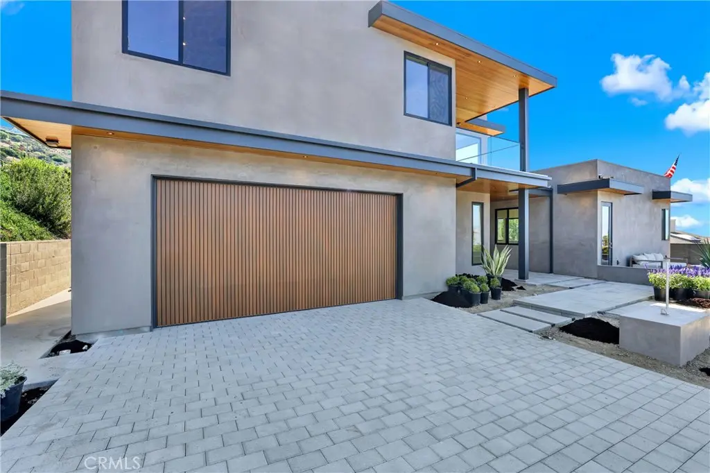 408 Avenida Presidio, San Clemente, CA — listing photo 1