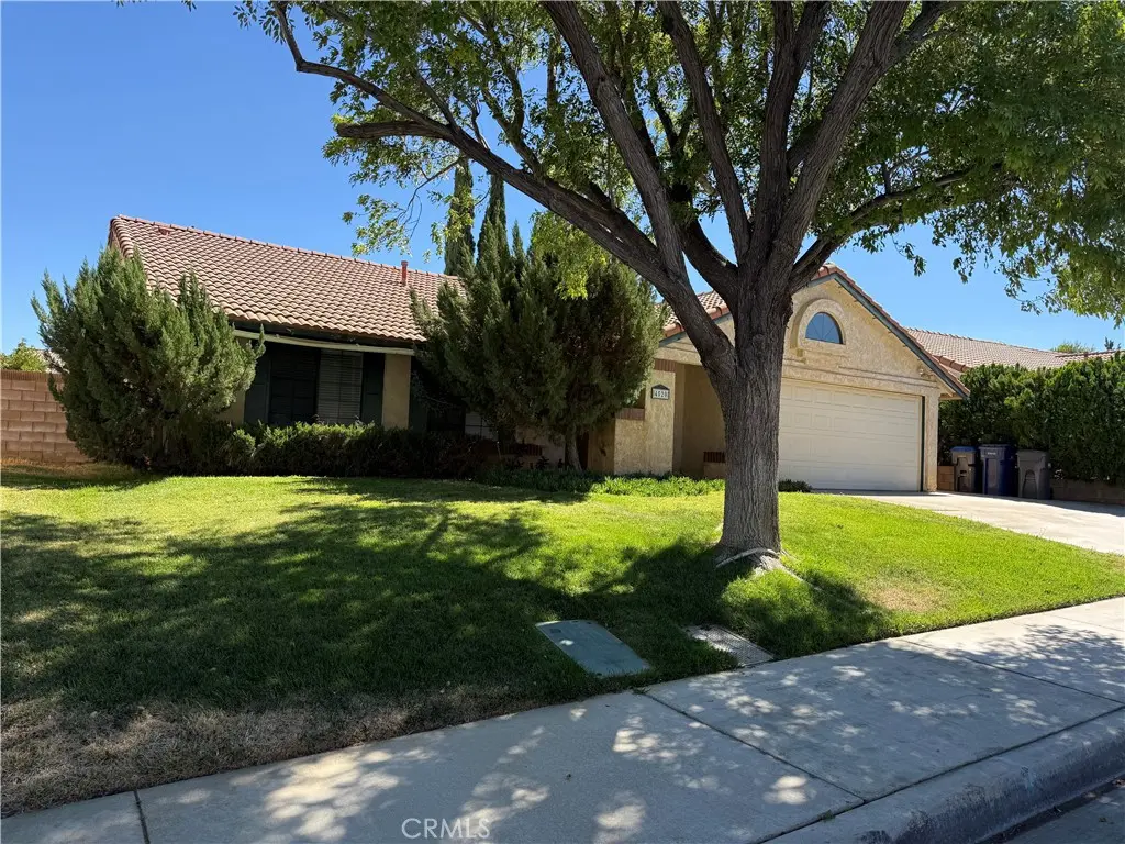 4520 Paseo Hermoso, Palmdale, CA — listing photo 1