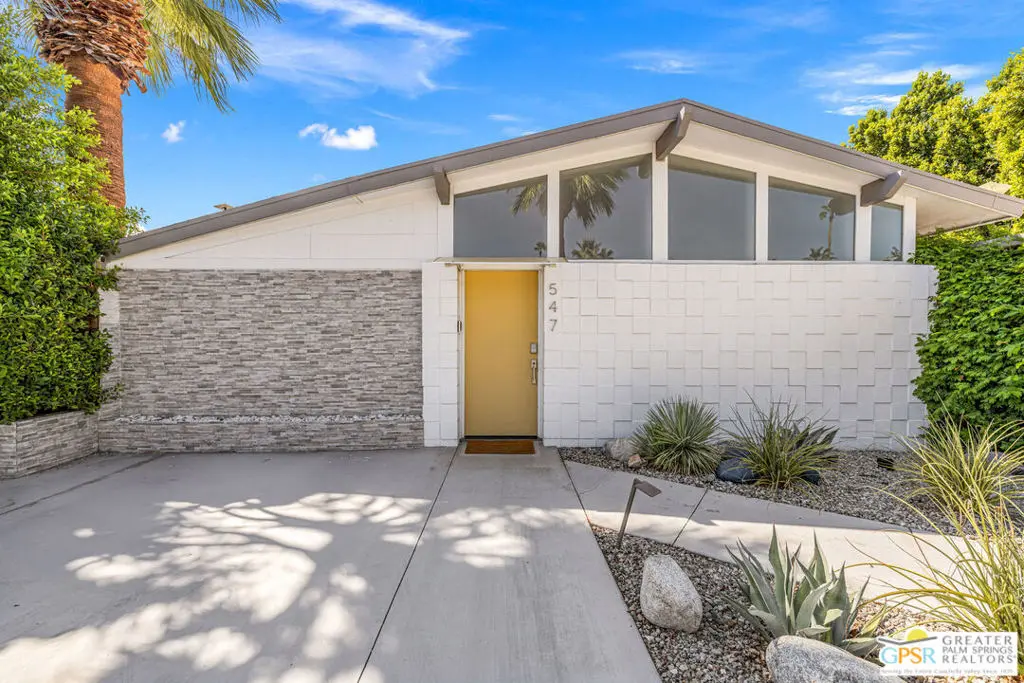 547 N Sunrise Way, Palm Springs, CA — listing photo 1