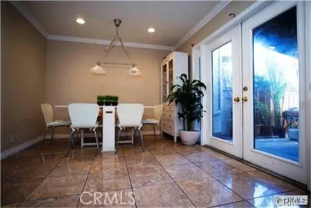 Condominium for rent at 1371 W Cerritos 86, Anaheim, CA featuring 3 beds and 3 baths