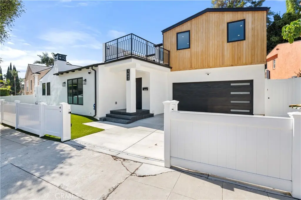 3643 Olympiad, View Park, CA — listing photo 1
