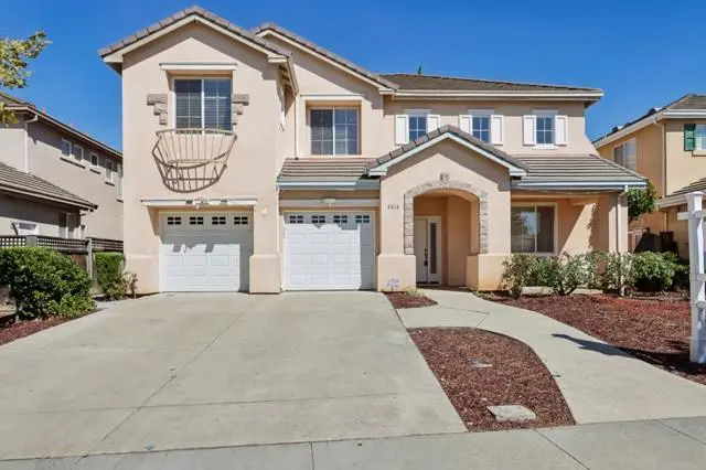 Single Family Residence for sale at 3514 Casabella Court, San Jose, CA featuring 5 beds and 3 baths