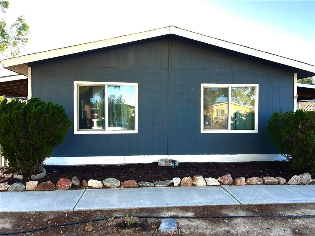 19036 Panther Ave, Adelanto, CA — listing photo 1