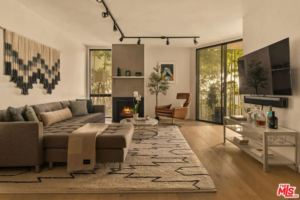 1230 N Sweetzer Avenue 204, West Hollywood, CA — listing photo 1
