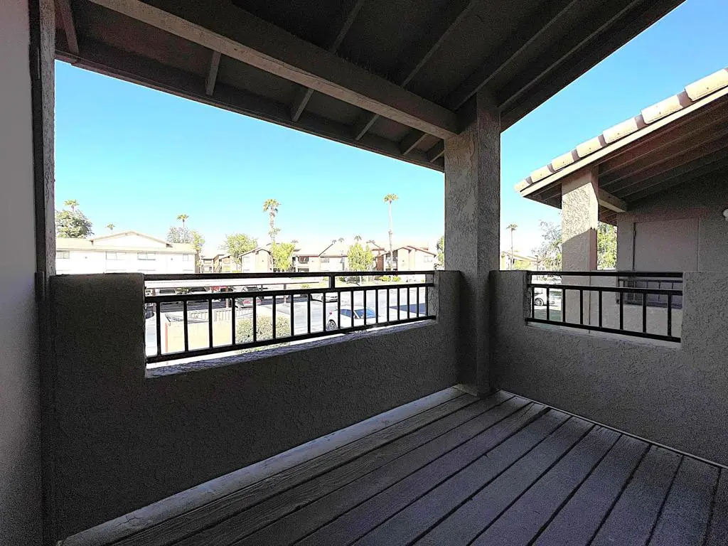 Condominium for sale at 78650 Avenue 42 1606, Indio, CA featuring 2 beds and 2 baths