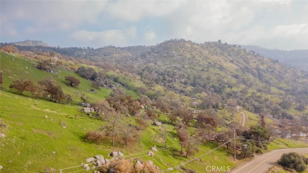 38938 Pepperweed Rd, Squaw Valley, CA — listing photo 1