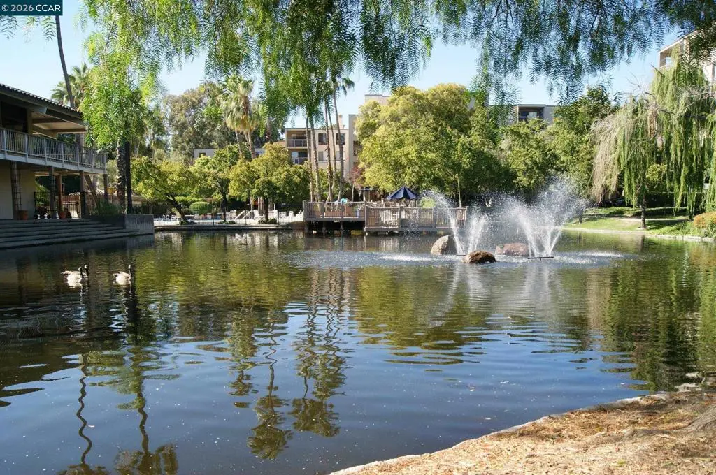 Condominium for sale at 320 N Civic Dr 205, Walnut Creek, CA featuring 2 beds and 2 baths