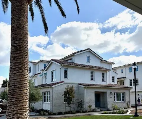 Single Family Residence for sale at 5528 Maravilla Way, Newark, CA featuring 4 beds and 4 baths