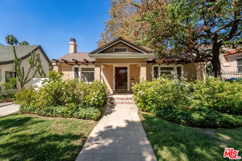 Single Family Residence for rent at 1919 N Catalina Street, Los Angeles, CA featuring 3 beds and 2 baths