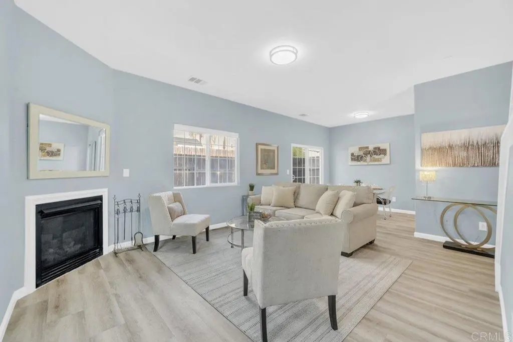 467 Calle Elagante, Vista, CA — listing photo 1