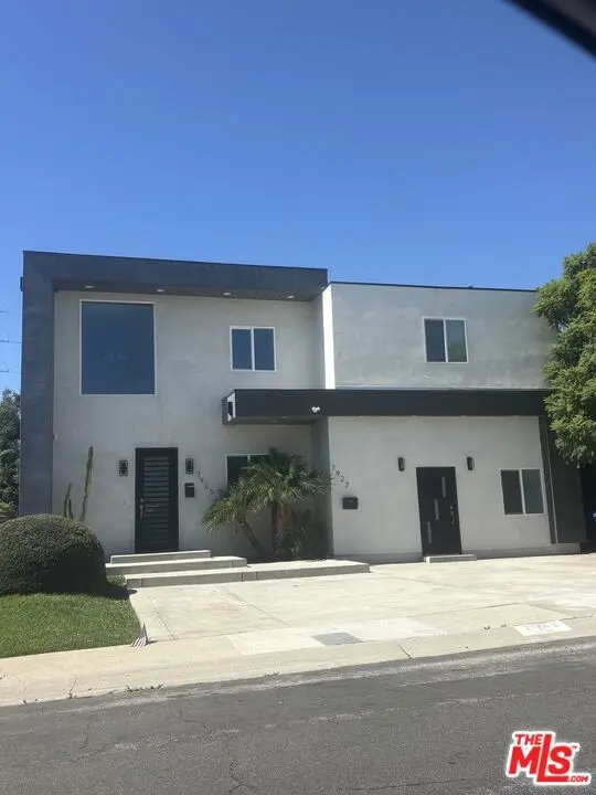 Single Family Residence for rent at 7925 Kittyhawk Avenue, Los Angeles, CA featuring 6 beds and 4 baths