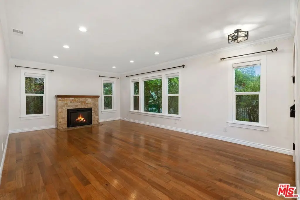 Single Family Residence for rent at 828 N Crescent Heights Boulevard, Los Angeles, CA featuring 5 beds and 3 baths