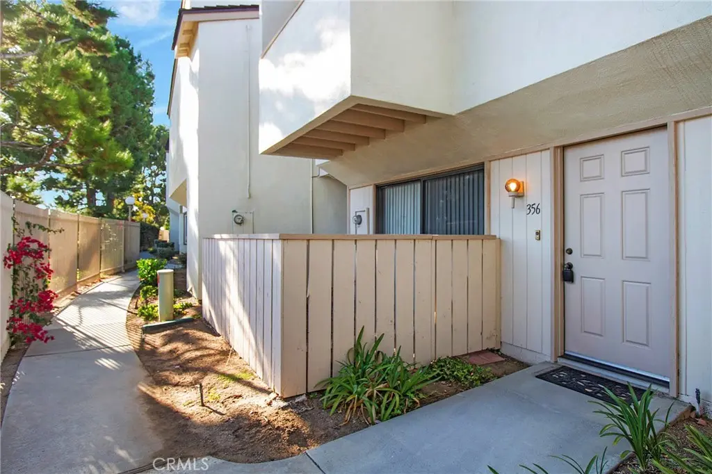 Townhouse for rent at 356 Mountain Court, Brea, CA featuring 3 beds and 3 baths