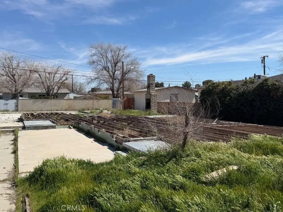 45356 10th Street W, Lancaster, CA — listing photo 1