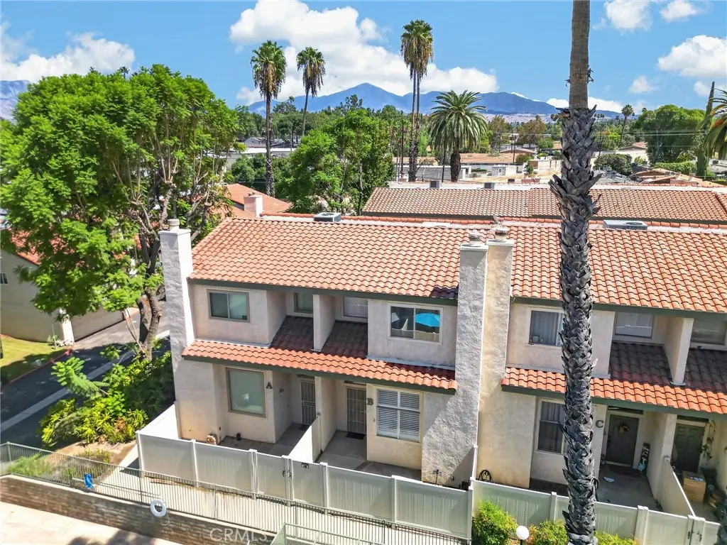 91 Tennessee Street B, Redlands, CA — listing photo 1