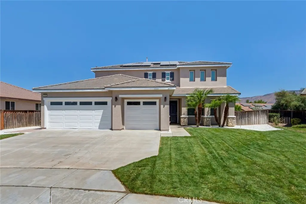 Single Family Residence for rent at 1723 Roanoke Street, San Jacinto, CA featuring 5 beds and 3 baths