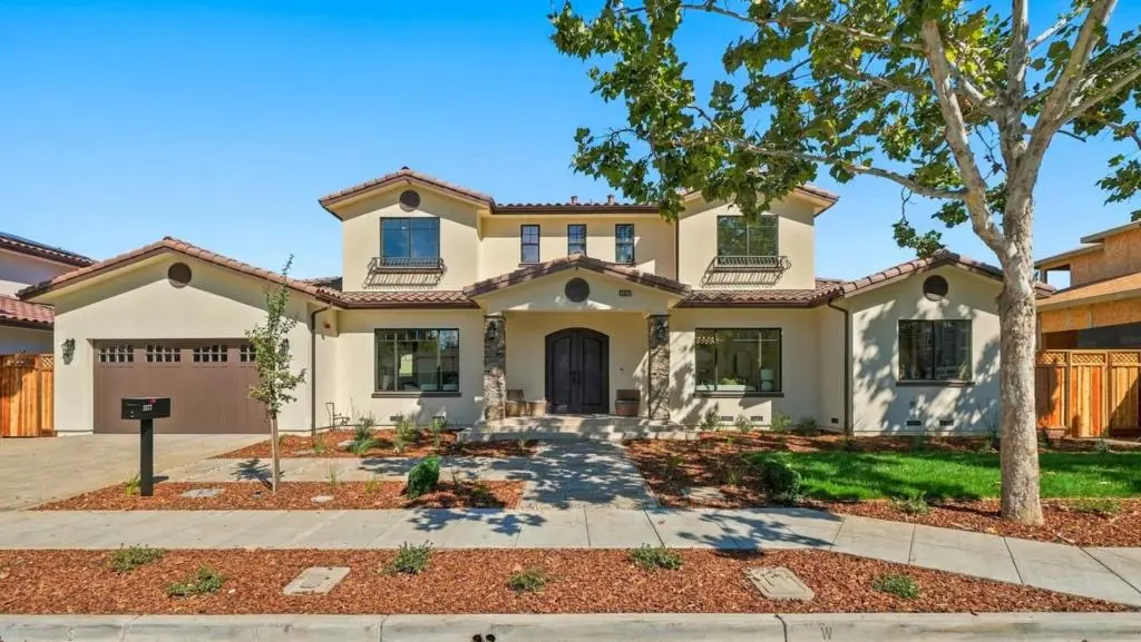 Single Family Residence for sale at 3373 Beaumont Square, Mountain View, CA featuring 6 beds and 7 baths