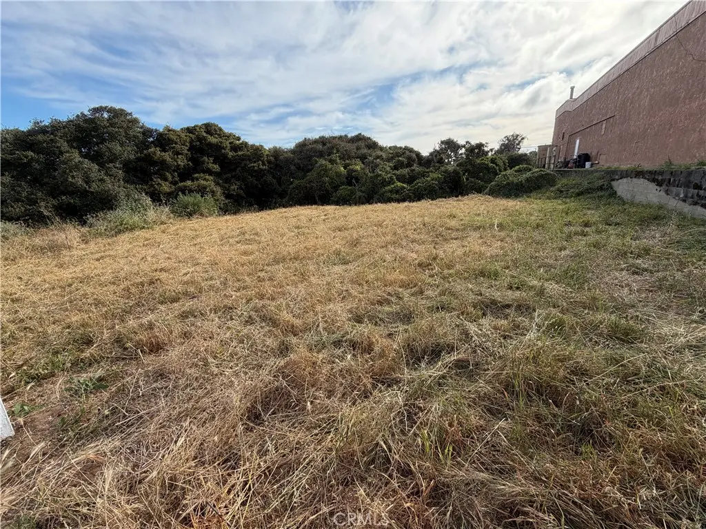 2050 9th, Los Osos, CA — listing photo 1
