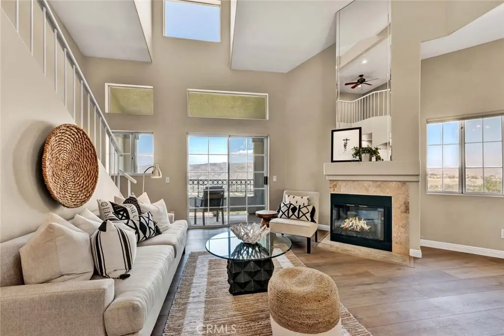 7833 E Viewrim, Anaheim Hills, CA — listing photo 1
