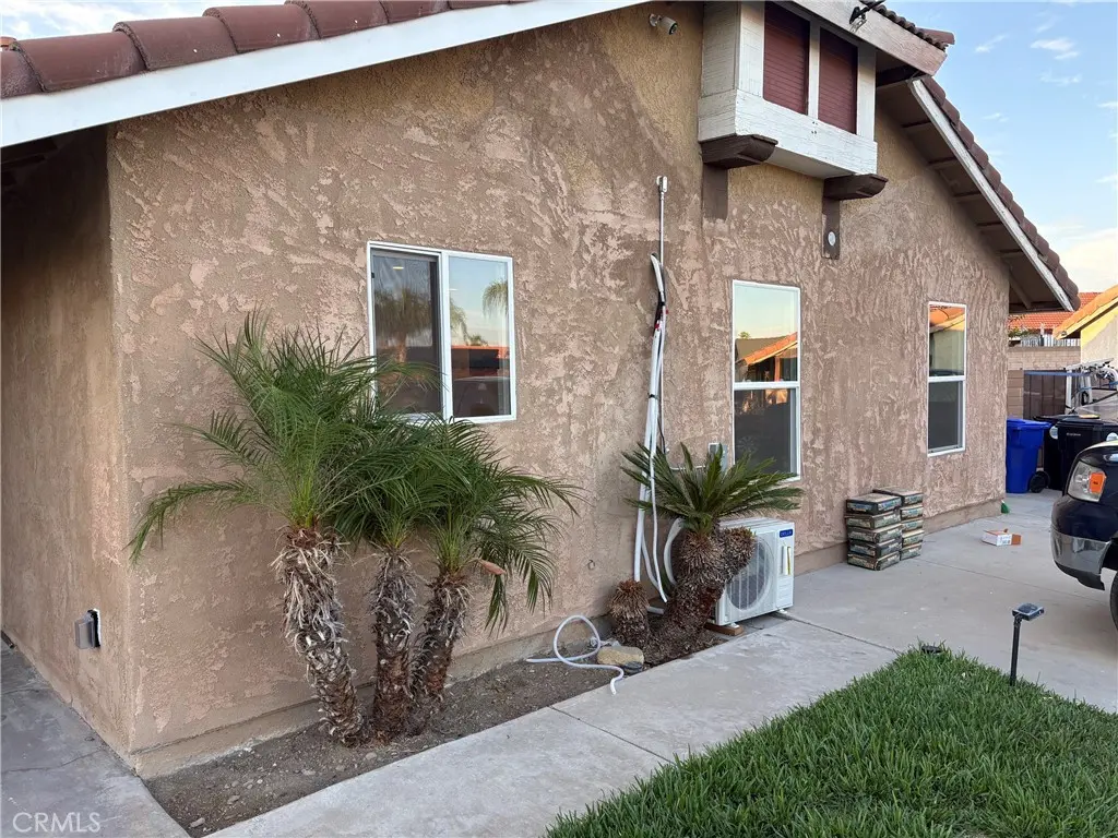 1148 N Elmwood Avenue 02, Rialto, CA — listing photo 1