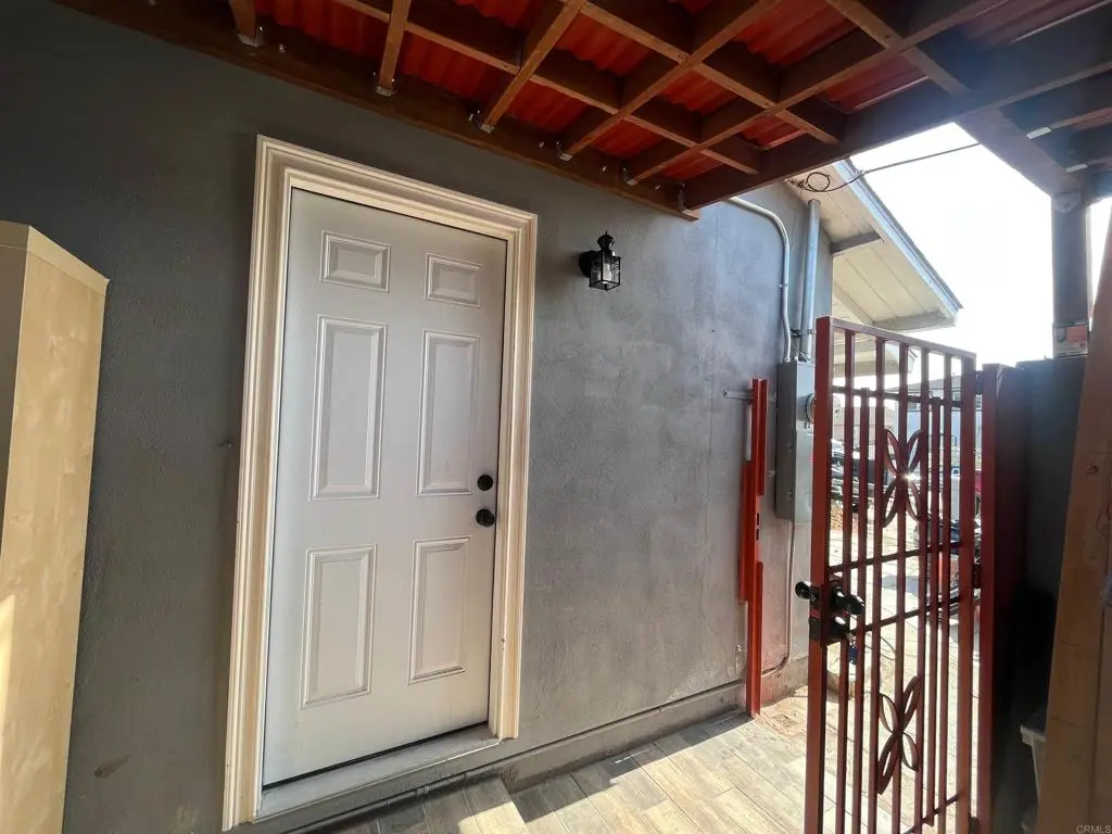 Residential Lease for rent at 2710 Caulfield Dr, Otay Mesa, San Diego County, CA and 1 bath