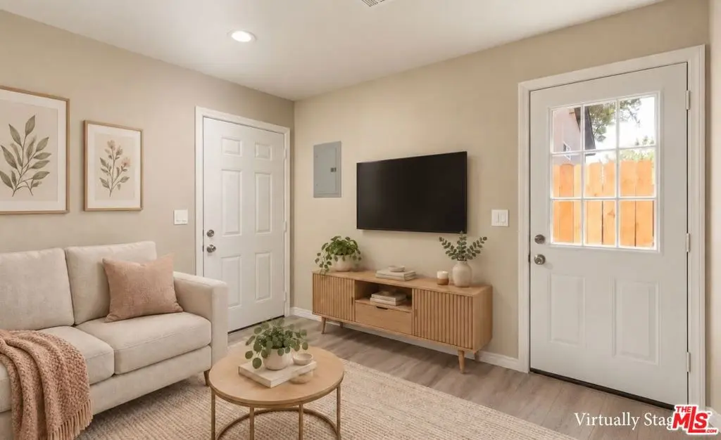 9219 Langdon Avenue 1/2, North Hills, CA — listing photo 1